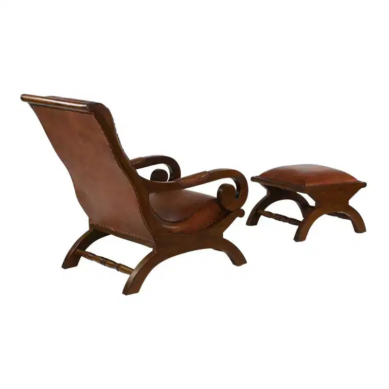 Poltrona accent in legno di teak tradizionale con braccioli e poggiapiedi rivestiti in pelle marrone
