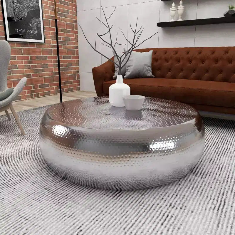 Tavolino da Caffè Moderno in Alluminio – Accentodi Arredo per Soggiorno Moderno Argento